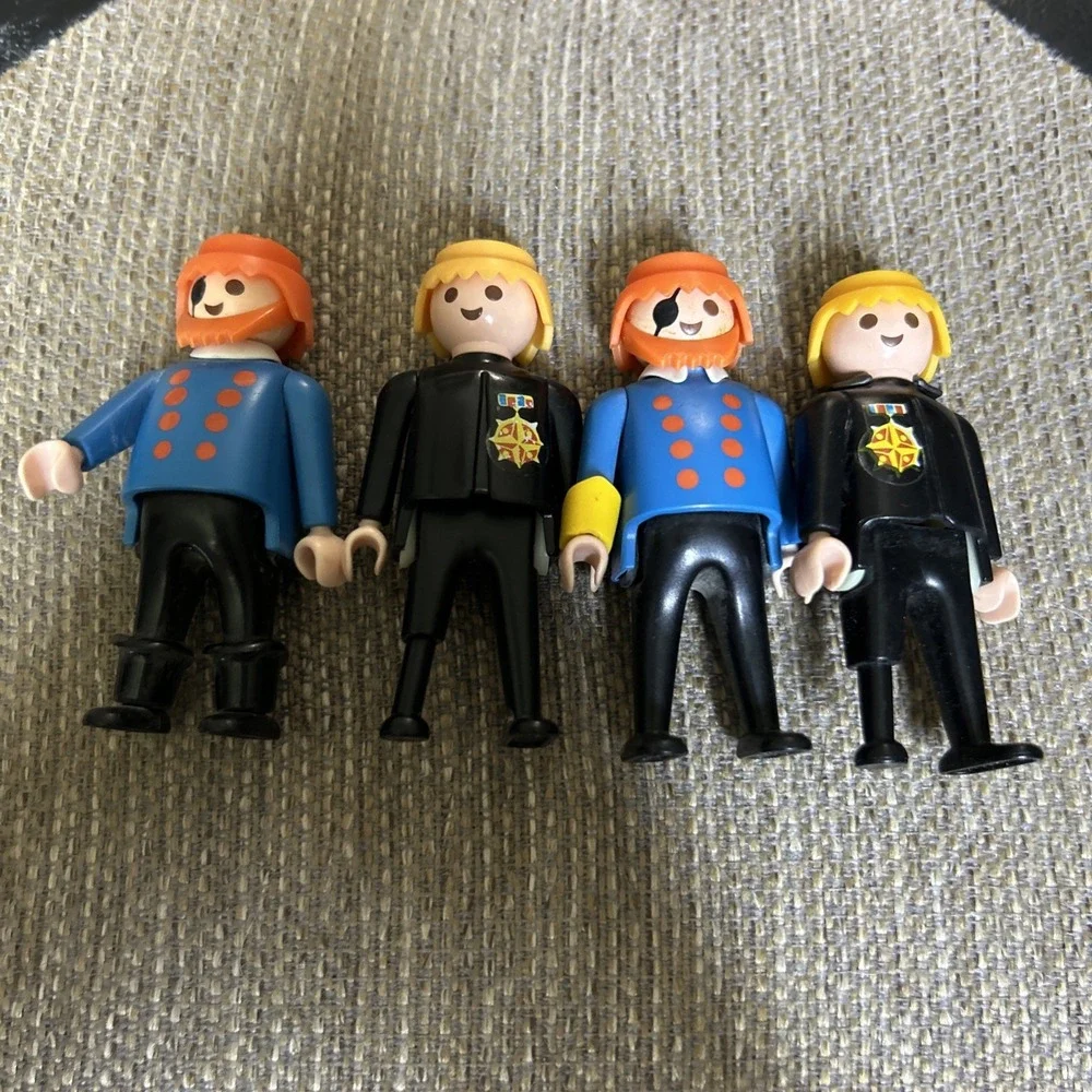 Set Of Four Playmobil Figures‎
